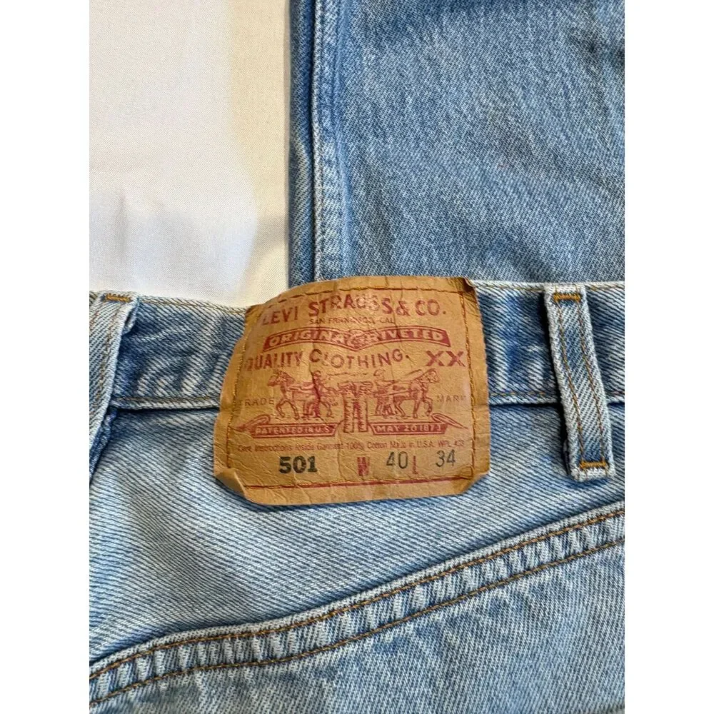 Levi’s 501 Men’s Jeans Size 40x34 Light Wash Distressed Straight Leg Vintage